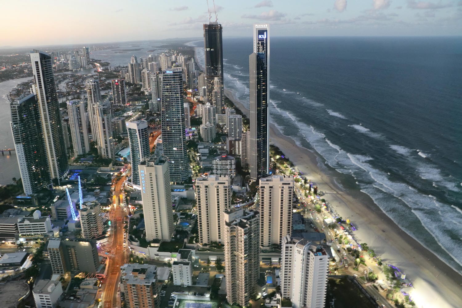 【黃金海岸Skypoint遊記】澳洲必看百萬夜景!衝浪者天堂景點推薦Surfers Paradise - 第7張圖