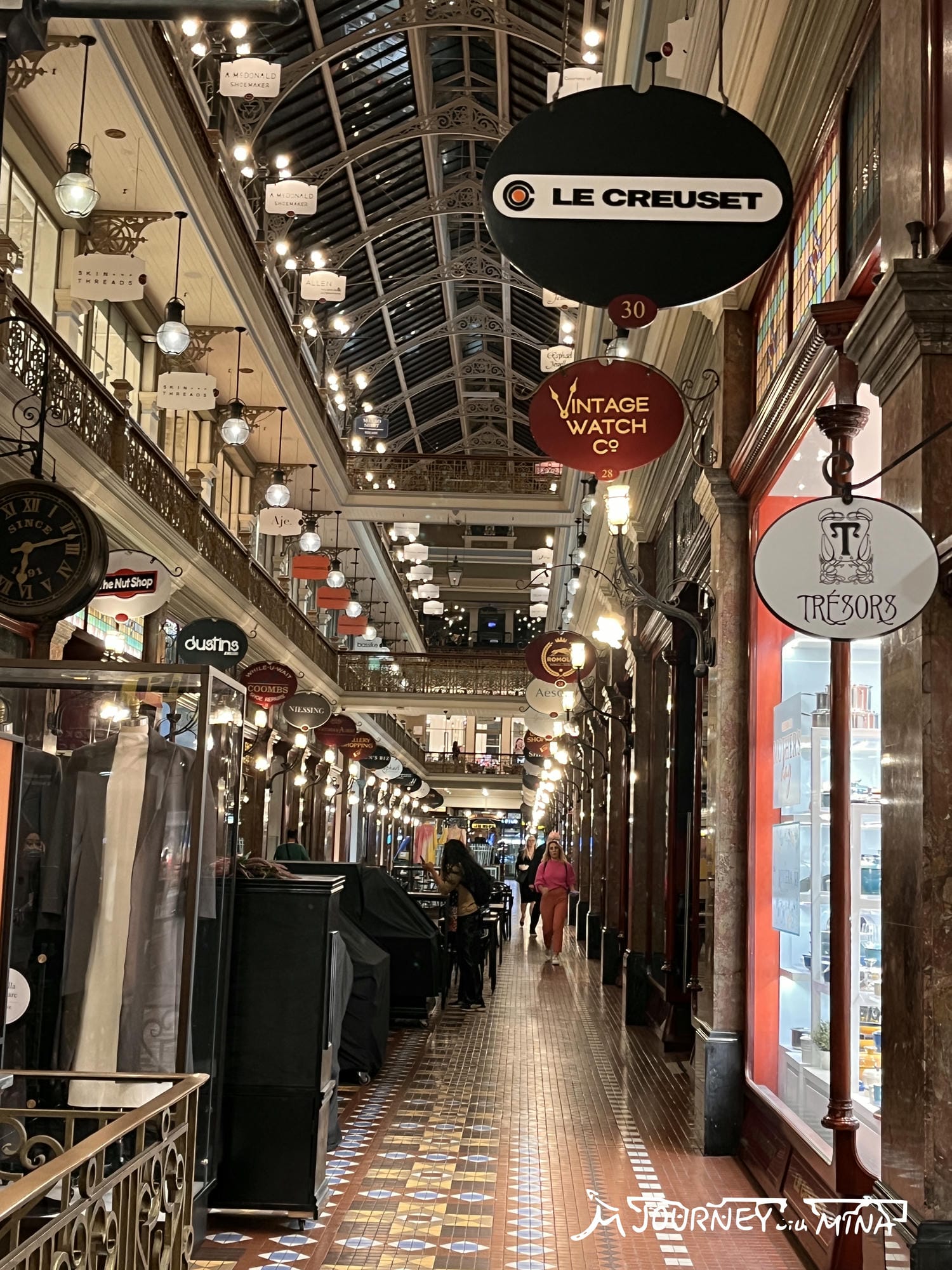 雪梨維多利亞女王大廈 Queensland Victory Building(QVB)