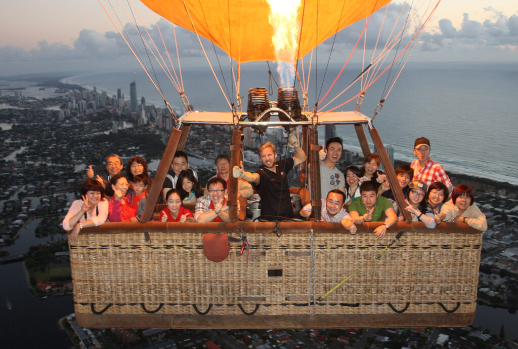 【澳洲黃金海岸景點】15個初次旅遊必去秘境景點懶人包 goldcoast-hot-air-ballooning 黃金海岸熱氣球